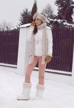 White Down Jacket with Light Grey Knit Scarf & Faux Fur Snow Boots