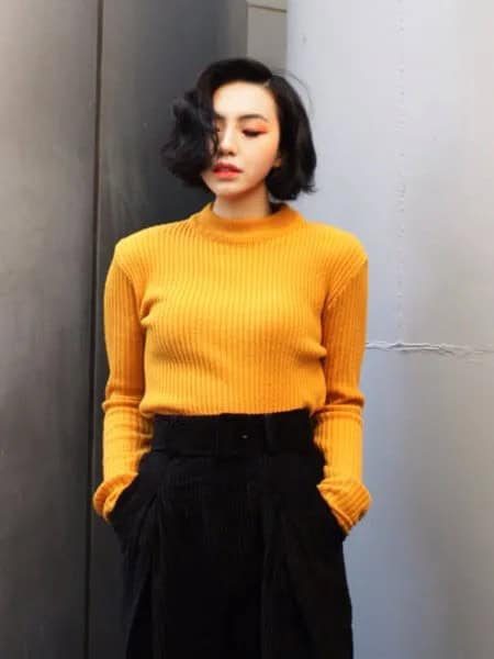 Ribbed Yellow Sweater with Black Wide Leg Cropped Pants