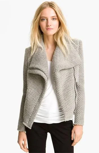 Light Grey Knit Blazer with White Fitted Top & Black Skinny Jeans