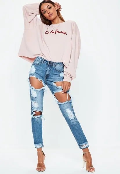 Pale Pink Relaxed Fit Sweatshirt with Blue Ripped Ankle Mom Jeans