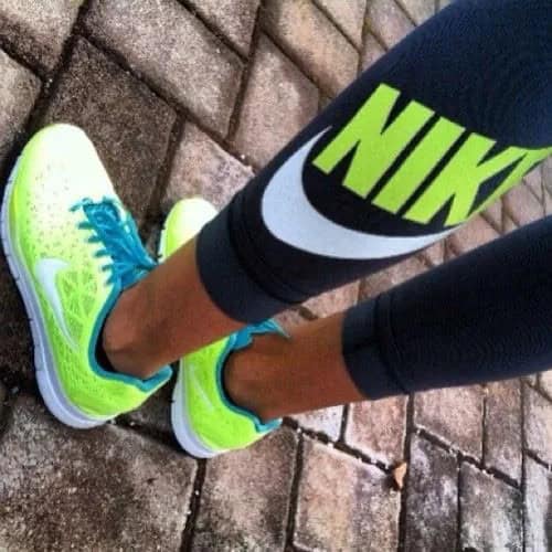 Sneakers with leggings