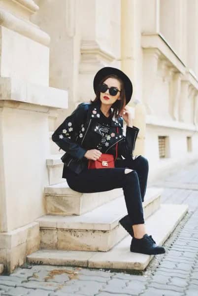 Black Leather Hat with Embroidered Biker Jacket & Skinny Jeans