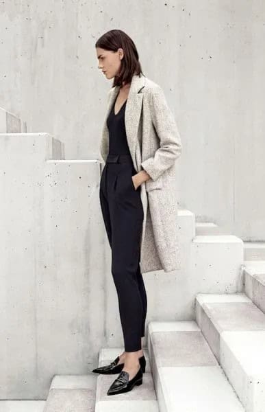 Heather Grey Wool Coat with All-Black Outfit