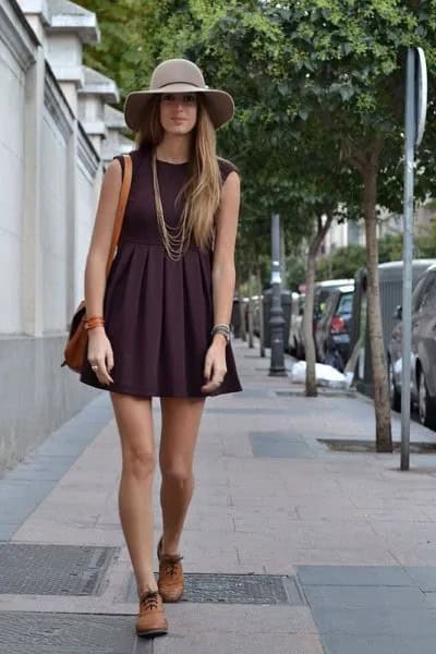 Black Sleeveless Fit and Flare Mini Pleated Dress with Brown Oxford Shoes