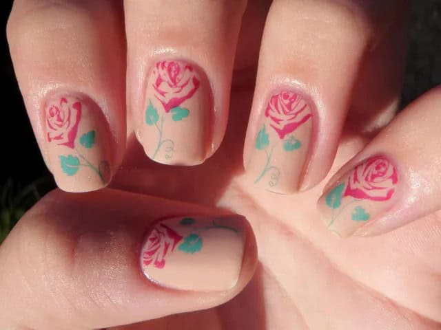 Pastel Floral Manicure