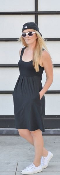 Black Scoop Neck Knee Length Sundress with Baseball Cap