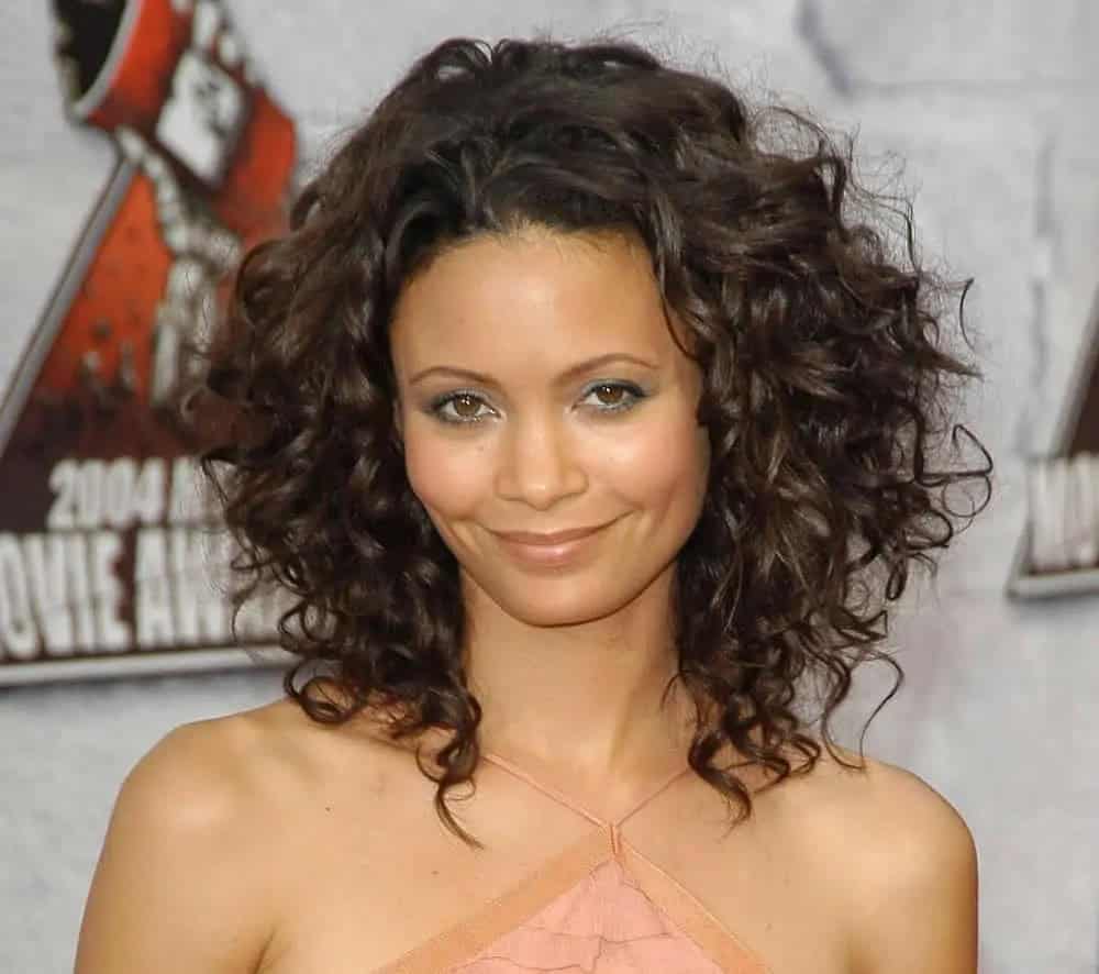 Layered haircuts for curly hair