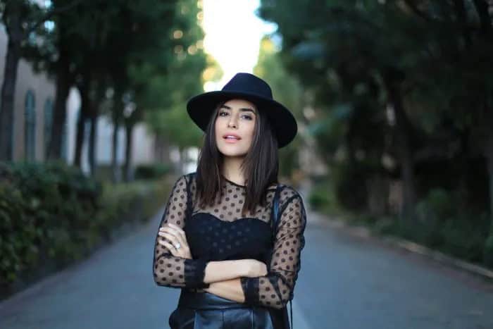 Polka Dot Mesh Top with Black Felt Hat