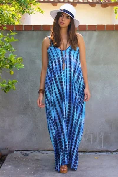 Blue and White Maxi Sleeveless Tie Dye Dress with Floppy Hat