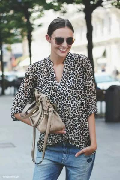 Oversized Leopard Print Blouse with Boyfriend Jeans