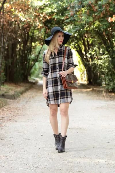 Grey and White Plaid Flannel Shirt Dress with Black Floppy Hat