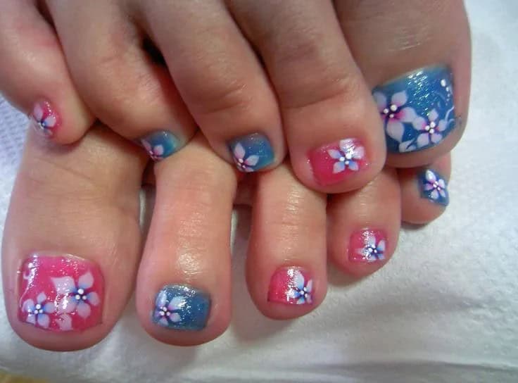 Flower nail designs for toes