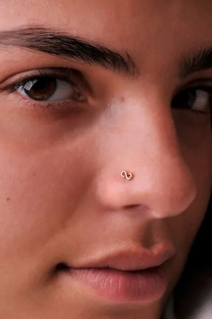 Nostril Piercing – Studs