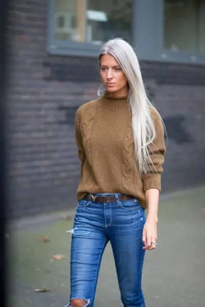 Green Chunky Mock Neck Knit Sweater with Skinny Jeans