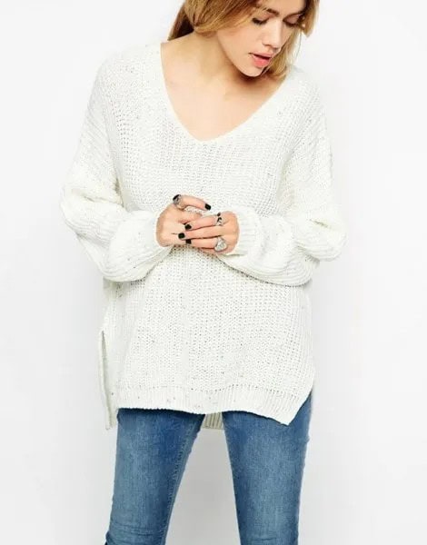 Side Slit White Sweater with Blue Skinny Jeans