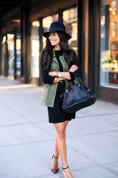 Wear with Black Long Sleeve Shift Dress & Felt Hat