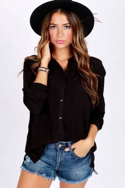 Button Down Shirt with Blue Denim Shorts & Black Felt Hat