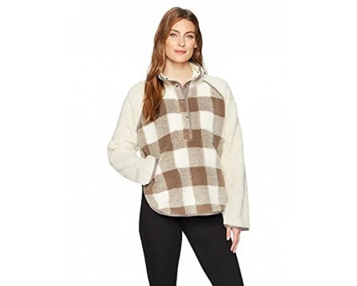 Grey and White Plaid Fleece Poncho with Black Skinny Jeans