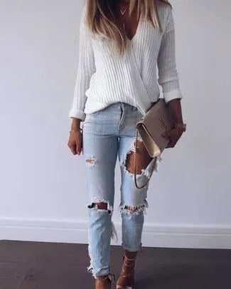 White Ribbed V Neck Oversized Sweater with Blue Ripped Slim Fit Jeans