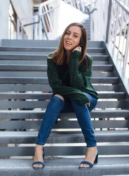 Green Chunky Sweater with Blue Ripped Knee Skinny Jeans