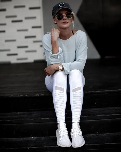 Grey Sweater with White Skinny Running Tights