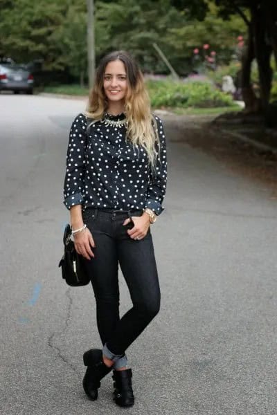 Black and White Polka Dot Blouse with Skinny Jeans