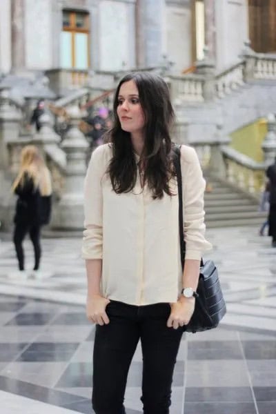 Pale Yellow Silk Shirt with Dark Blue Skinny Jeans