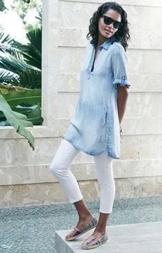 Light Blue Chambray Short Sleeve Tunic Polo Shirt with White Leggings