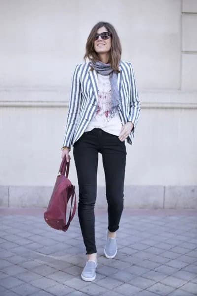 Grey and White Striped Blazer with Black Skinny Jeans & Tennis Shoes