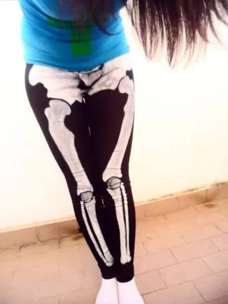 Royal Blue T Shirt with Black and White Printed Leggings