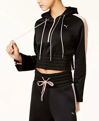 Cropped Black Hoodie with Matching Jogger Pants