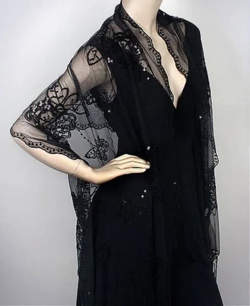 Lace Shawl with Black Deep V Neck Bodycon Midi Dress