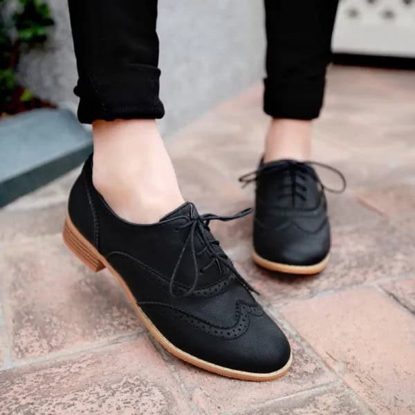 Black Cuffed Skinny Jeans & Matching Suede Oxford Shoes