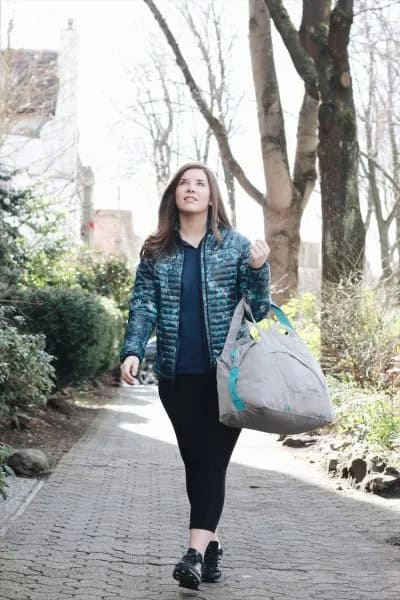 Grey Thin Down Jacket with Black Skinny Jeans