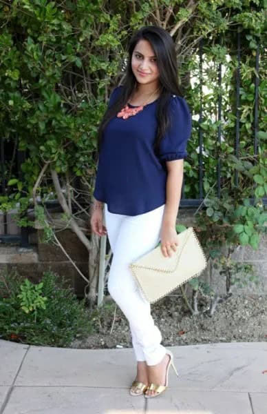 Navy Blue Scoop Neck Short Sleeve Blouse with White Skinny Jeans