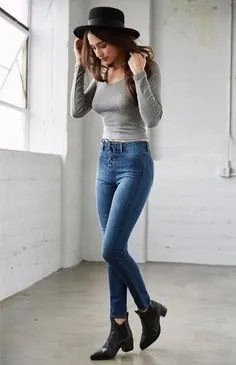 Grey Form Fitting Long Sleeve Tee with Blue High Rise Jeans & Felt Hat