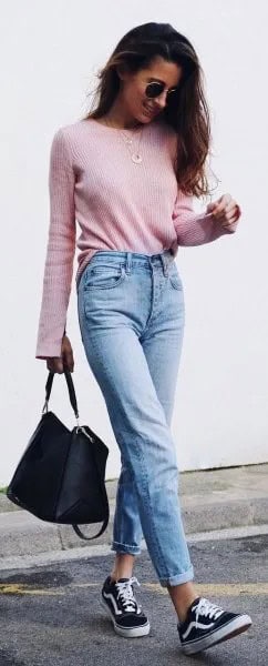 Mom Jeans & Grey Form Fitting Knit Sweater