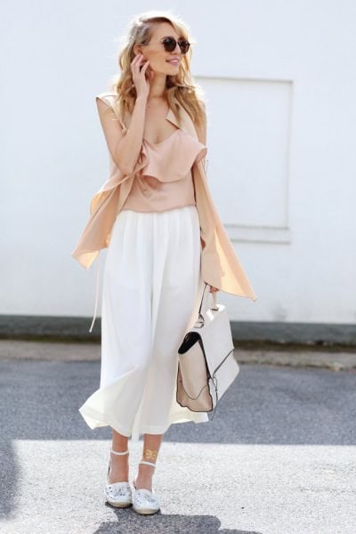 Pink Scoop Neck Sleeveless Blouse with White Culottes