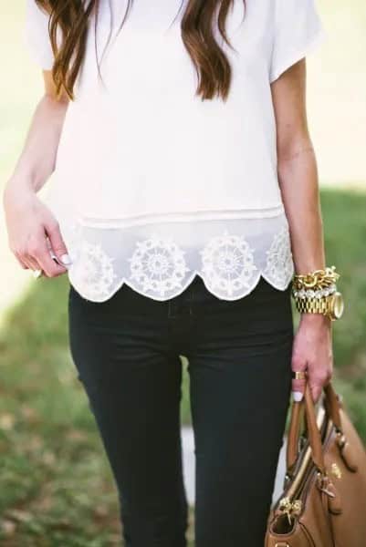 White Lace Scalloped Hem Short Sleeve Shirt with Black Skinny Jeans