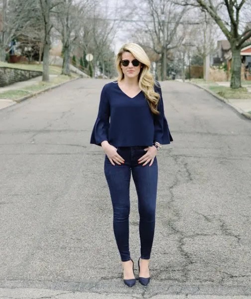 Navy Bell Sleeve Top with Skinny Jeans