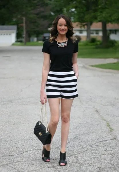 Black T Shirt with Striped Shorts & Statement Necklace