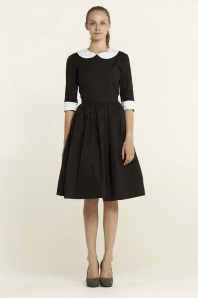 Black Half Sleeve Rounded Collar Flared Midi Dress