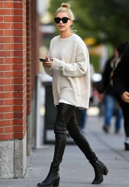 Off-White Oversized Knit Sweater with Black Leather Leggings