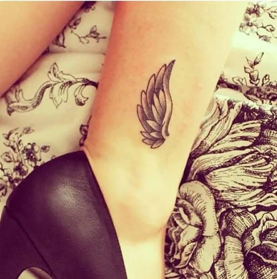 WING TATTOOS are the symbol of lightness and spirituality.