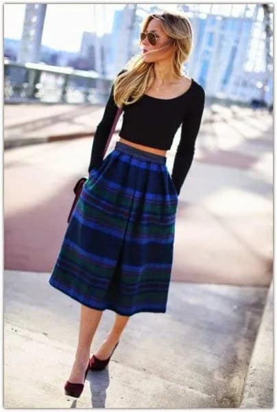 Black Form Fitting Long Sleeve Tee with Navy Striped Midi Flared Skirt