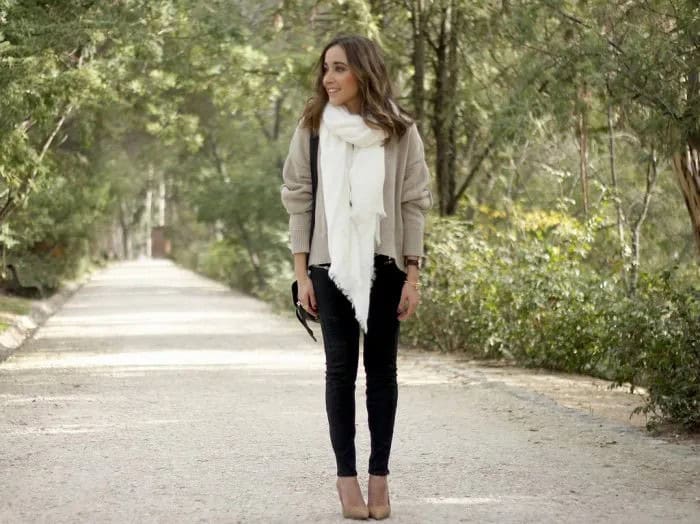 Light Grey Sweater with White Scarf & Black Skinny Jeans