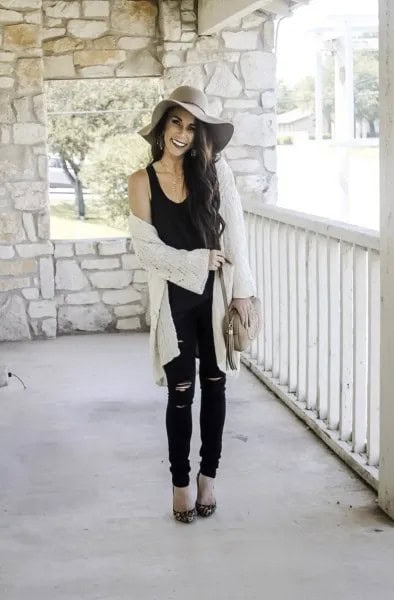 Black Scoop Neck Tank Top with White Cable Knit Long Cardigan & Floppy Hat