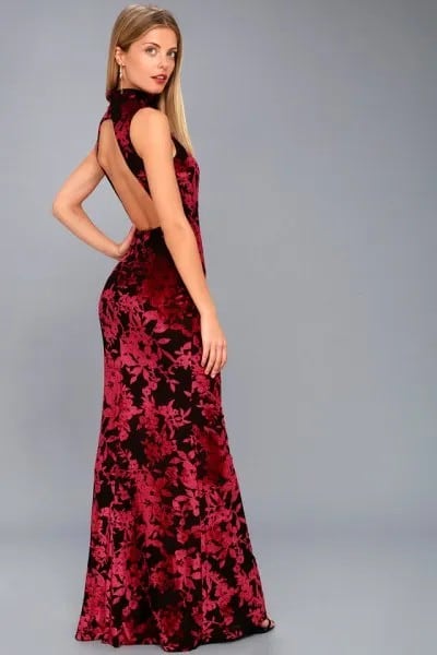 Red and Black Turtleneck Backless Maxi Dress