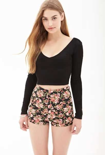 Black V Neck Long Sleeve Cropped Tee with Floral Printed Knit Shorts