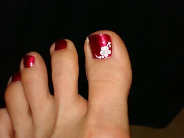 Flower nail designs for toes